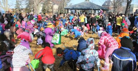 Youngsters descend on Victoria Park for 9th annual Rotary Easter Egg Hunt