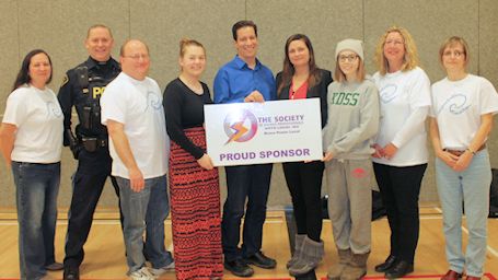 Kincardine Youth Waves receives donation from Society of Energy Professionals