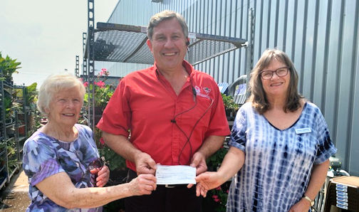 Kincardine Hospital Auxiliary raises more than $3,500 at Geranium Sale