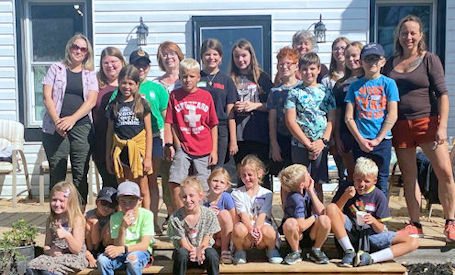 ​Ripley “For Our Youth” Club learns about apples and makes applesauce