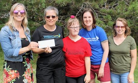 Lots of donations, presentations, winning, and sweet music in downtown Kincardine