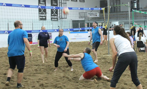​Almost 140 teams turn out for Kincardine Bulldogs Doug Kennedy Memorial Indoor Volleyball tournament