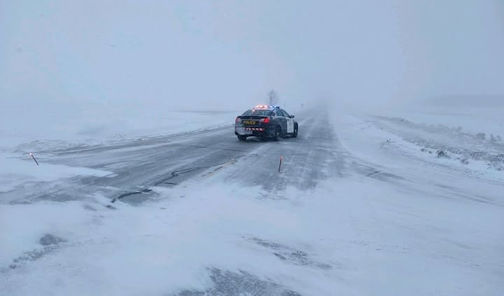 ​Roads remain closed in Kincardine area as blizzard conditions continue