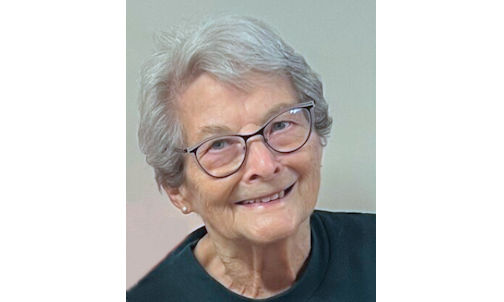 ​Velma Hendry of Tiverton remembered for her love of family stories and history