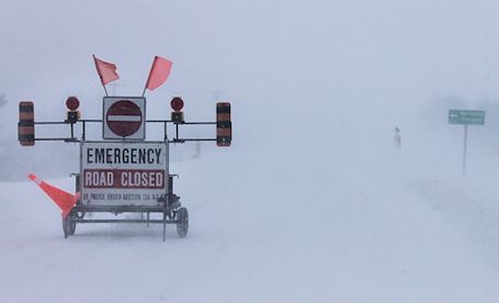 Snowstorm rages on; Kincardine streets a mess; and Highway 21 closed again