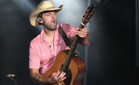 Country music star Dean Brody captivates crowd at Lucknow's Music in the Fields, Friday night