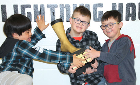​Huron Heights Public School wins coveted Golden Sock Award