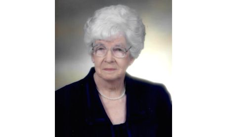 Janet MacKenzie of Tiverton dies at the age of 94