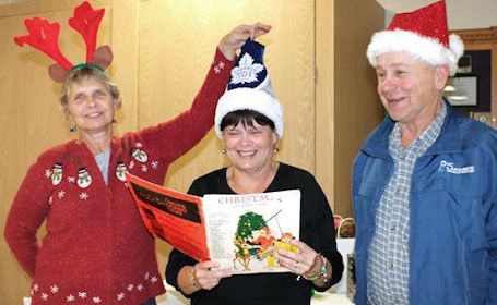 Ripley Horticultural Society members enjoy Christmas potluck lunch, prizes and auction