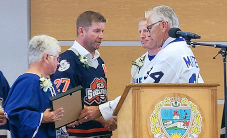 ​Standing room only at memorial for Kincardine councillor Doug Kennedy