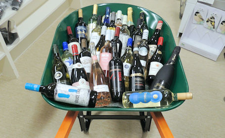 Kincardine Hospital Auxiliary raises $4,500 in Wheelbarrow of Wine raffle
