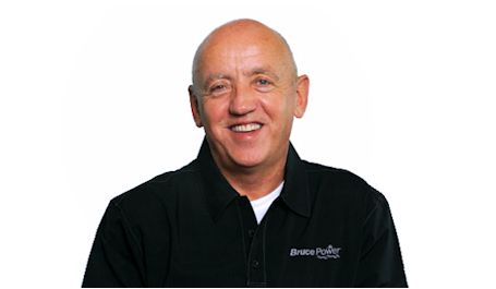 Hawthorne returning to U.K. after he retires April 30