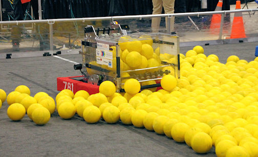 ​Kinetic Knights make it to the playoffs at Ontario District event in Windsor