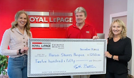 Battlers donate more than $5,000 to Huron Shores Hospice this year