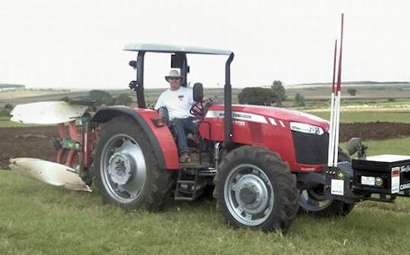Tiverton plowman begins international competition tomorrow in Kenya