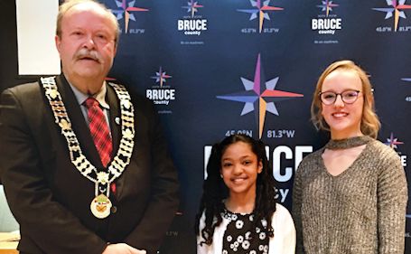 Bruce County public-speaking champions impress county council