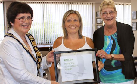Kincardine mayor presents awards for accessibility; and for gold at Skills Canada