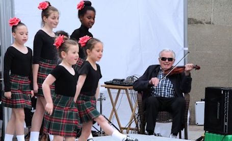 Cool, clear weather for World Fiddle Day in downtown Kincardine