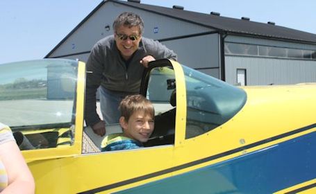 Kincardine pilot suffers minor injuries in crash near Brantford