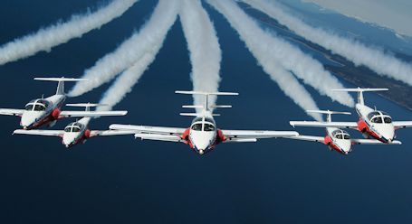 Snowbirds to perform June 21 at Saugeen Municipal Airport