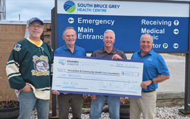 Pine River Muskies donate to Kincardine Hospital