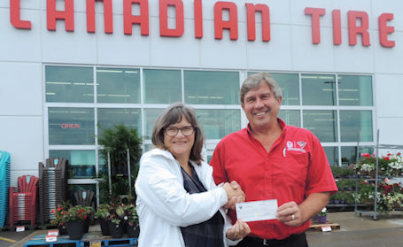 Kincardine Hospital Auxiliary raises almost $4,000 at Geranium Sale