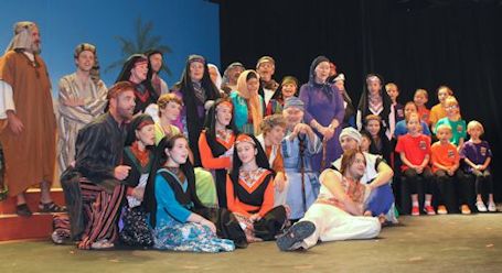 Kincardine Theatre Guild receives drama league awards
